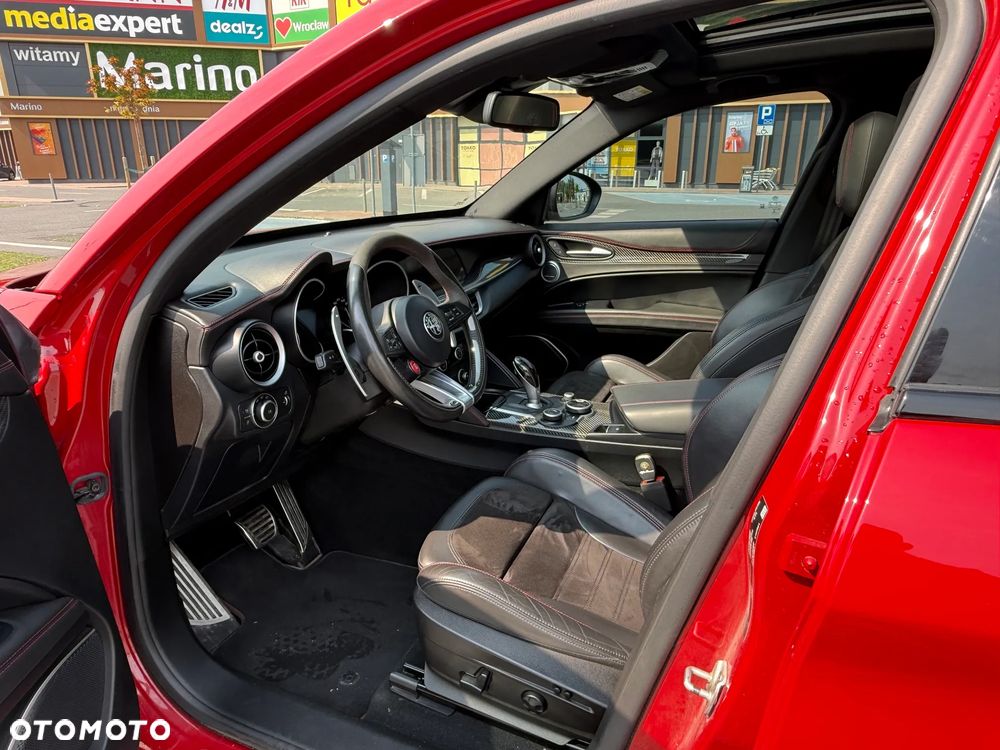 Alfa Romeo Stelvio 2.9 V6 Bi-Turbo Quadrifoglio Q4 - 17