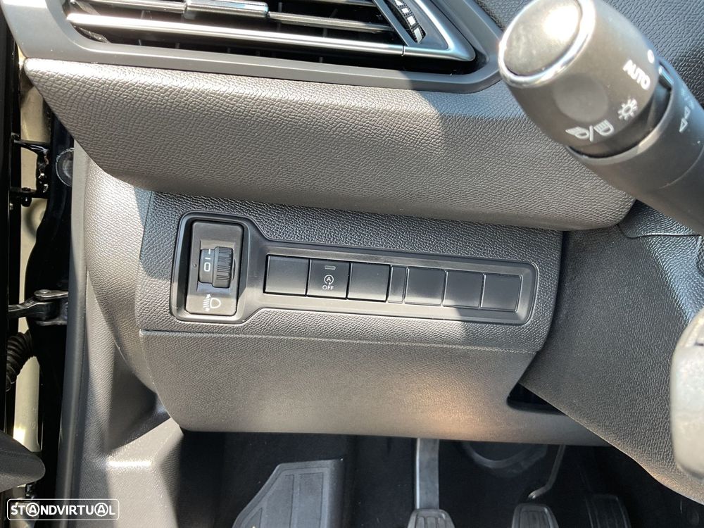 Peugeot 308 1.5 BlueHDi Style - 19