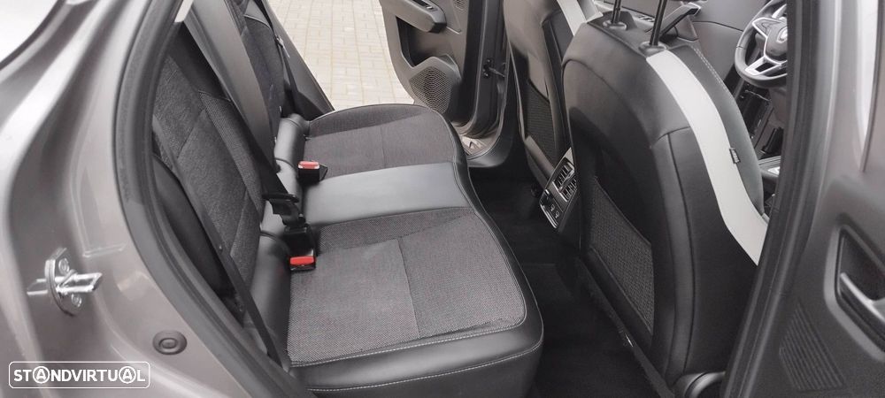 Renault Captur 1.6 E-Tech Plug-In Intens - 26