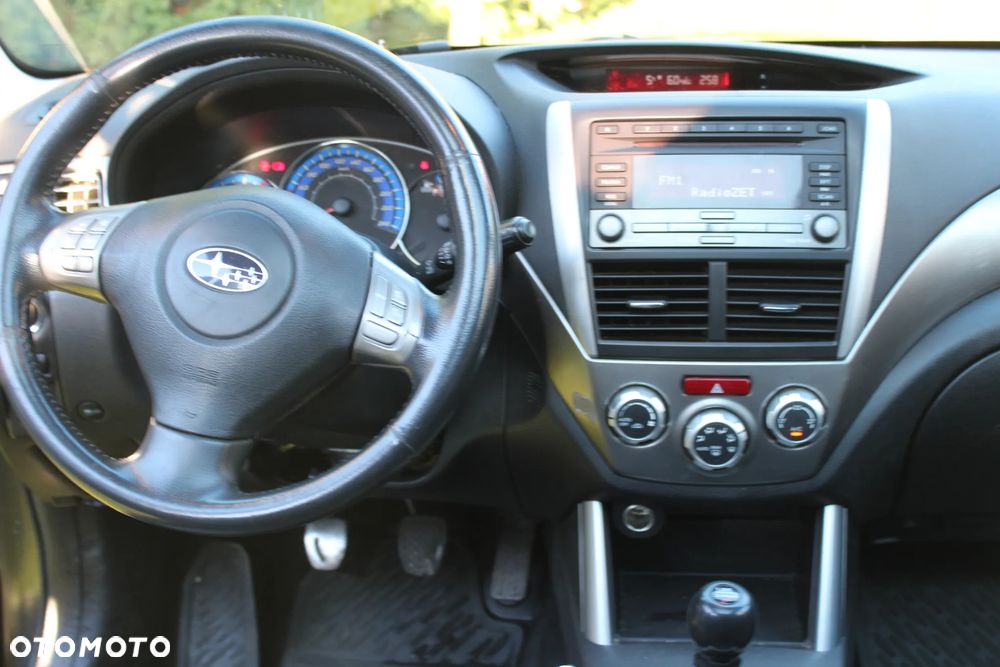 Subaru Forester 2.0D XE NAV Euro5 - 9