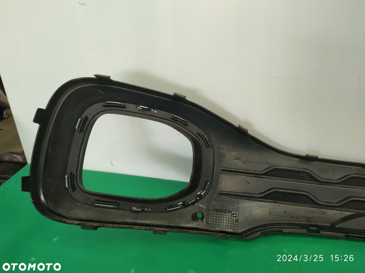 KRATKA ZDERZAK PRZÓD VW T-CROSS CHROM 2GM853677A - 9
