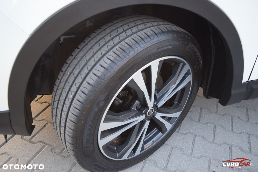 Nissan Qashqai 1.3 DIG-T Tekna - 28