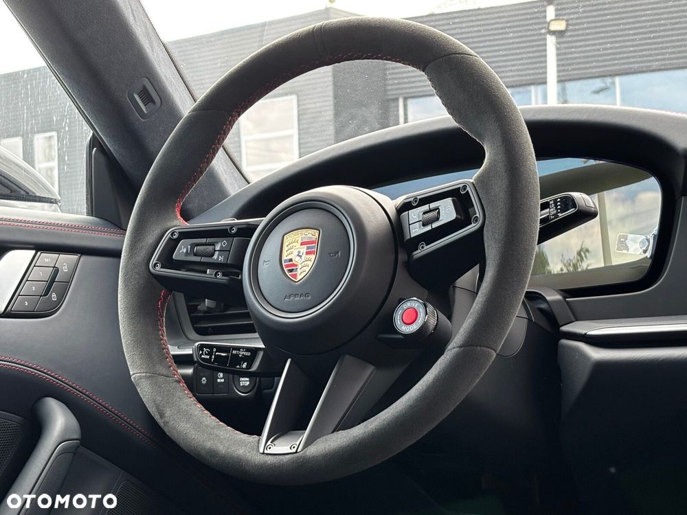 Porsche 911 - 26