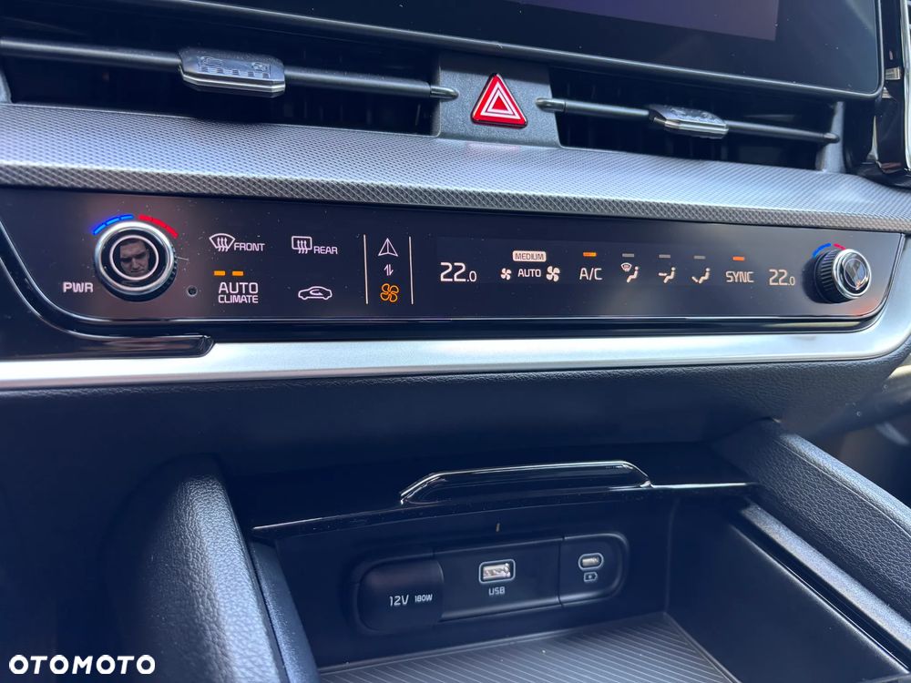 Kia Sportage 1.6 T-GDI Anniversary 2WD DCT - 22