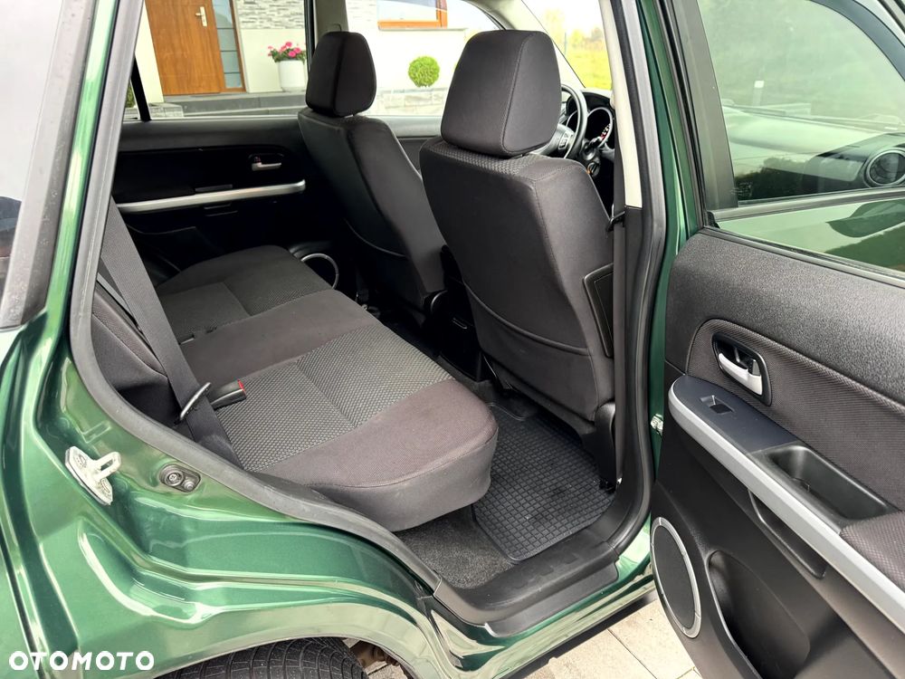 Suzuki Grand Vitara - 12
