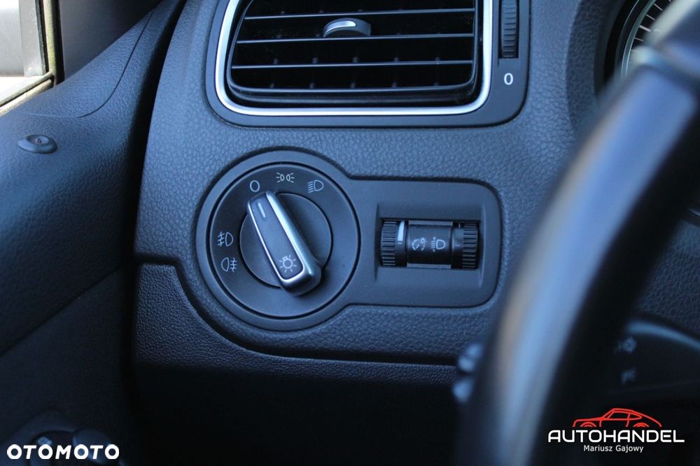 Volkswagen Polo - 10