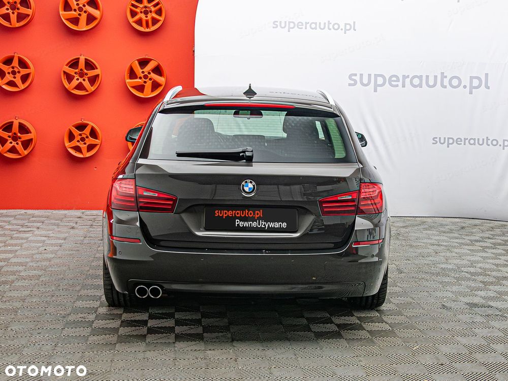 BMW Seria 5 520d xDrive - 6