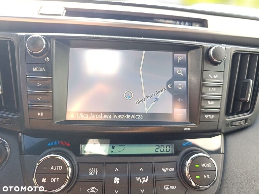 Toyota RAV4 - 29