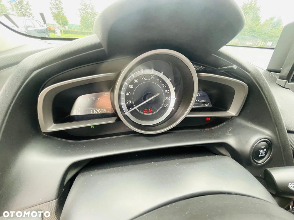 Mazda 2 SKYACTIV-G 90 White Edition - 24