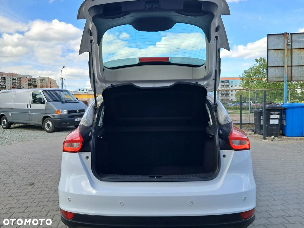 Ford Focus 1.5 TDCi Trend - 11