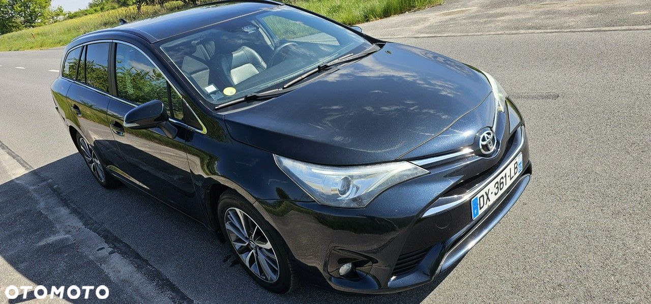 Toyota Avensis - 5