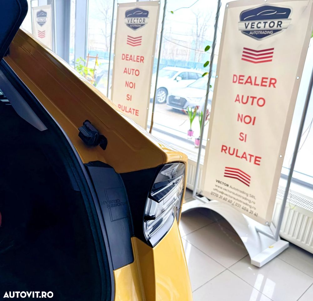 Toyota Prius 2.0 FWD PHEV Exclusive - 19