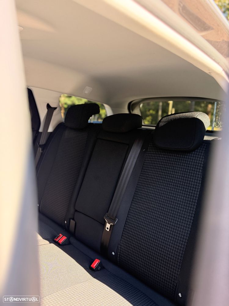 Peugeot 308 SW 1.2 PureTech Style - 13
