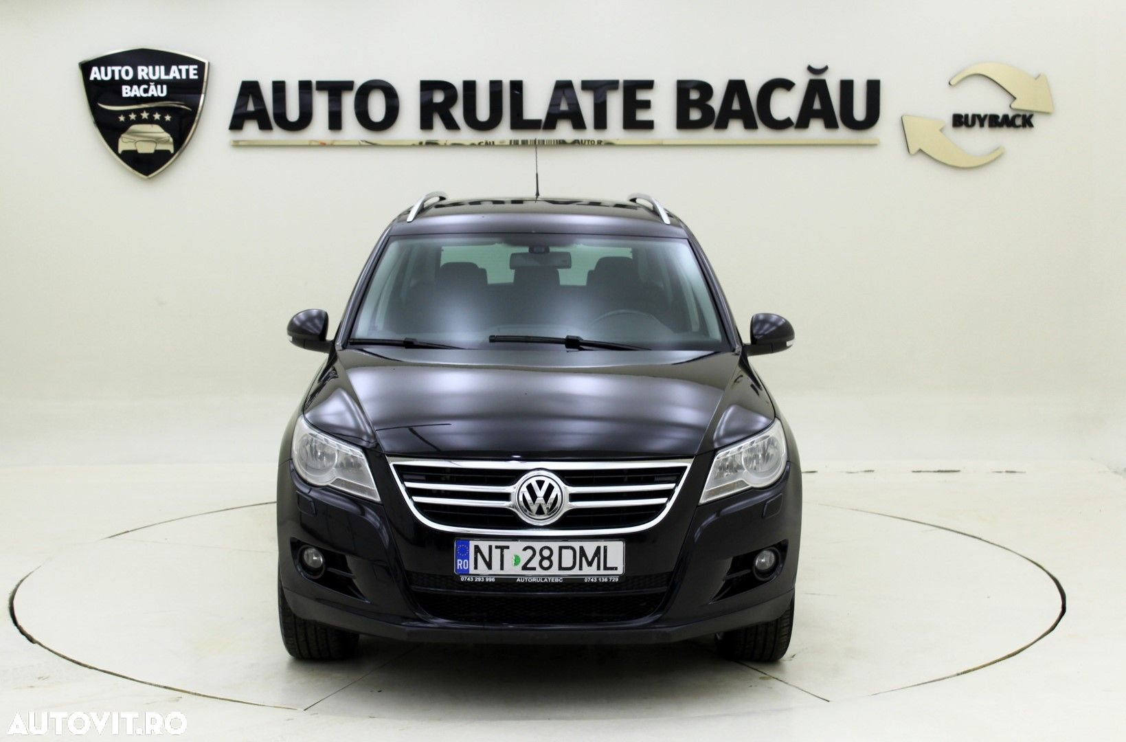 Volkswagen Tiguan - 10