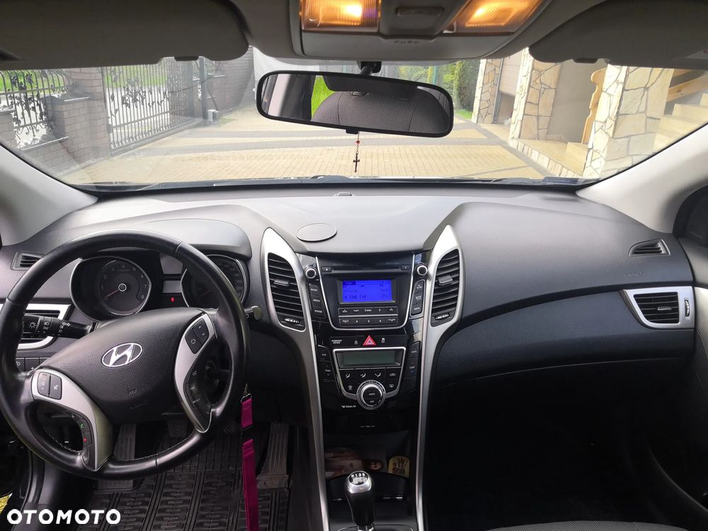 Hyundai i30 1.6 GDI Classic - 19