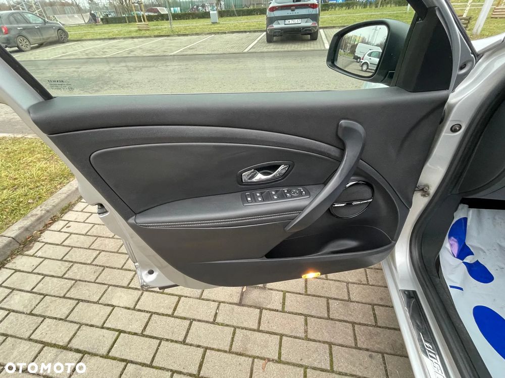 Renault Megane 2.0 140 CVT Bose Edition - 13