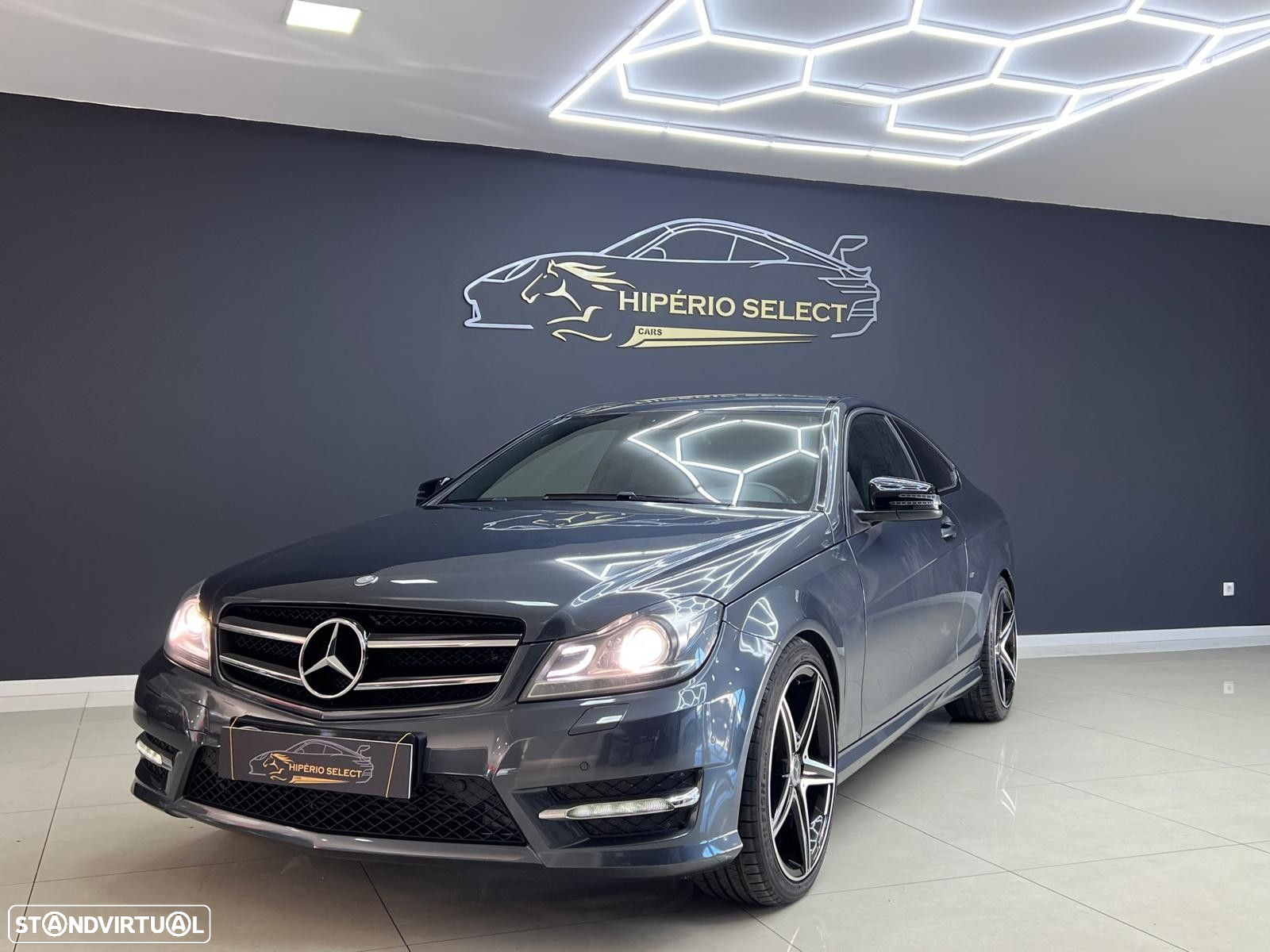 Mercedes-Benz C 220 CDI DPF Coupe BlueEFFICIENCY 7G-TRONIC Edition 1 - 2