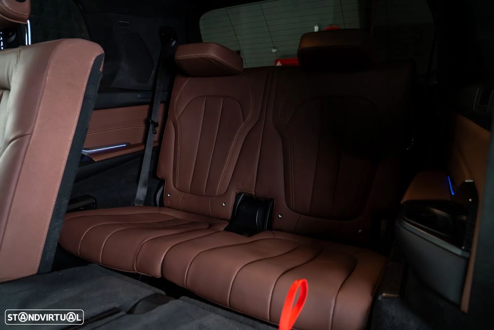 BMW X7 40 d xDrive Pack M - 44