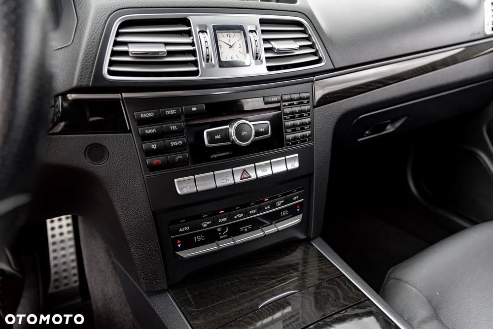 Mercedes-Benz Klasa E 350 BlueEFFICIENCY 7G-TRONIC Avantgarde - 27