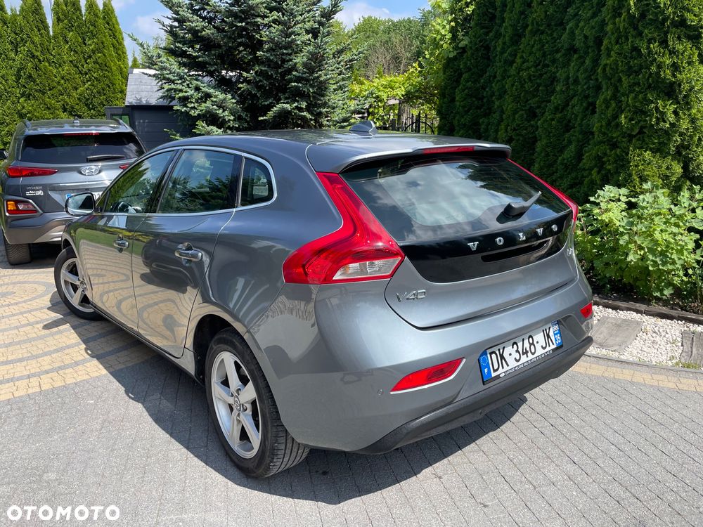 Volvo V40 D2 Powershift Momentum - 3