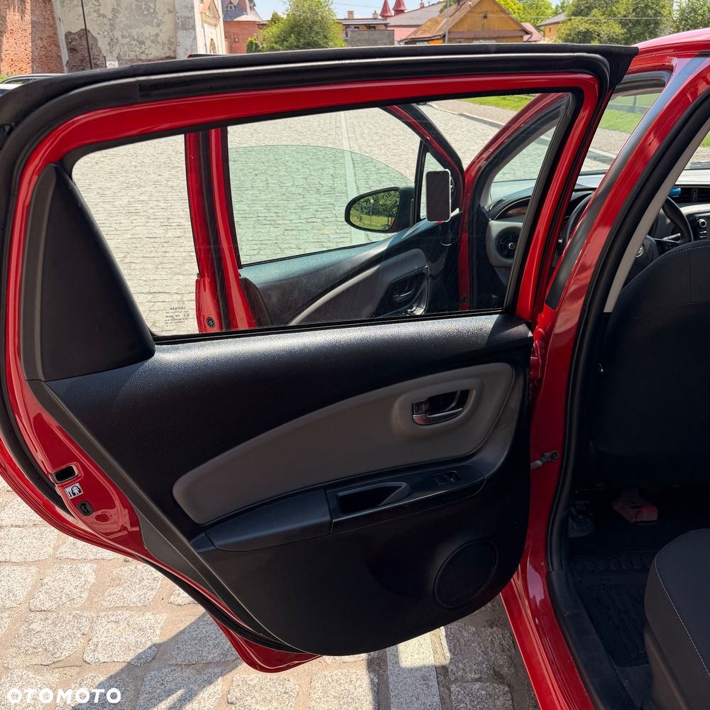 Toyota Yaris - 8