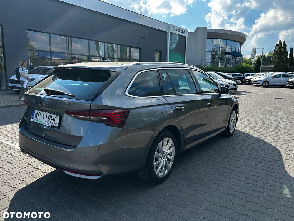Skoda Octavia 2.0 TDI Selection DSG - 5