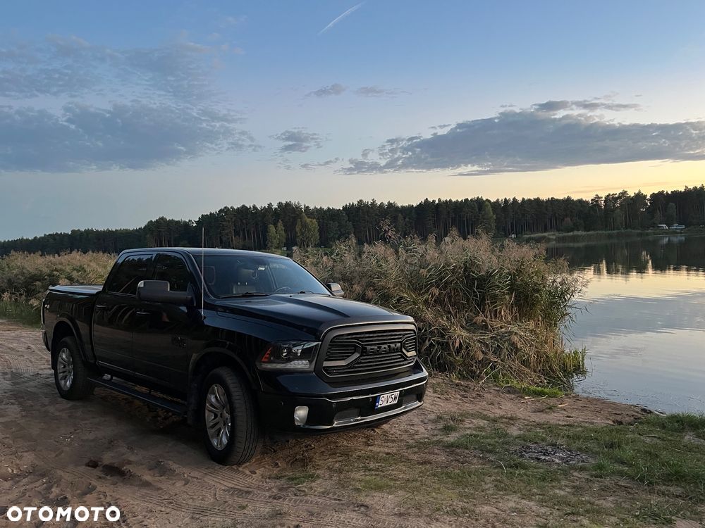 Dodge RAM 1500 5.7 4x4 - 5