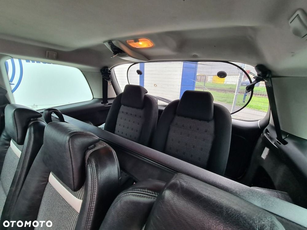 Peugeot 307 1.6 HDI Premium - 18