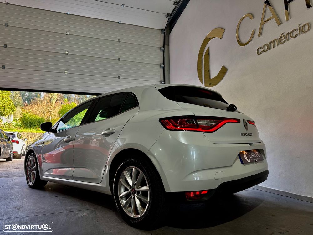 Renault Mégane ENERGY TCe 100 INTENS - 20