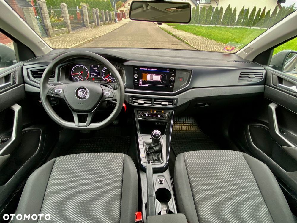 Volkswagen Polo 1.0 Comfortline - 10