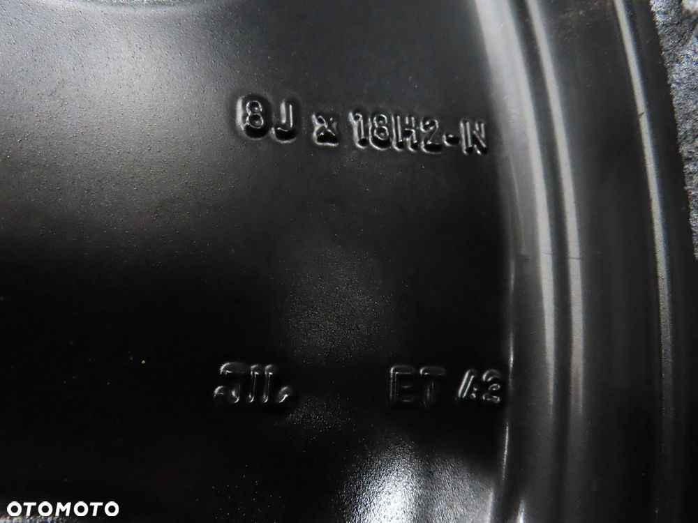 Alufelga 18'' Mercedes Klasa E W213 8J A2134013700 - 4
