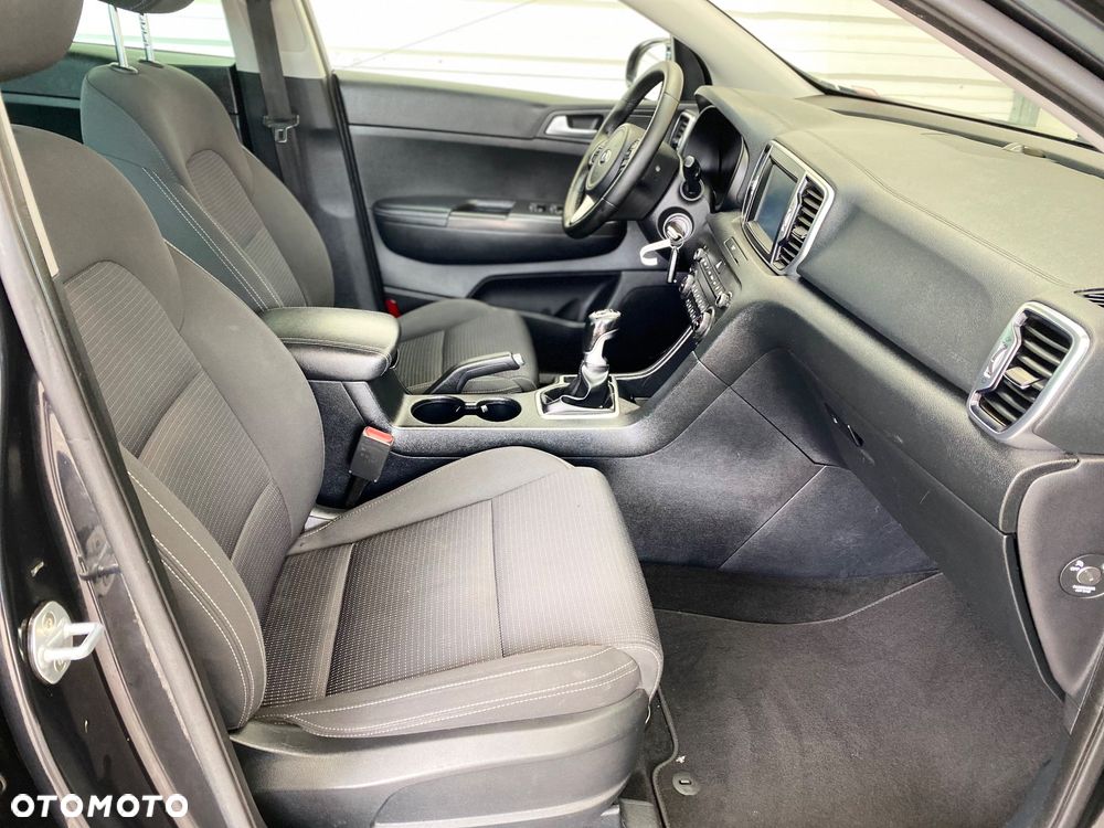 Kia Sportage 1.6 GDI 2WD DREAM-TEAM EDITION - 12
