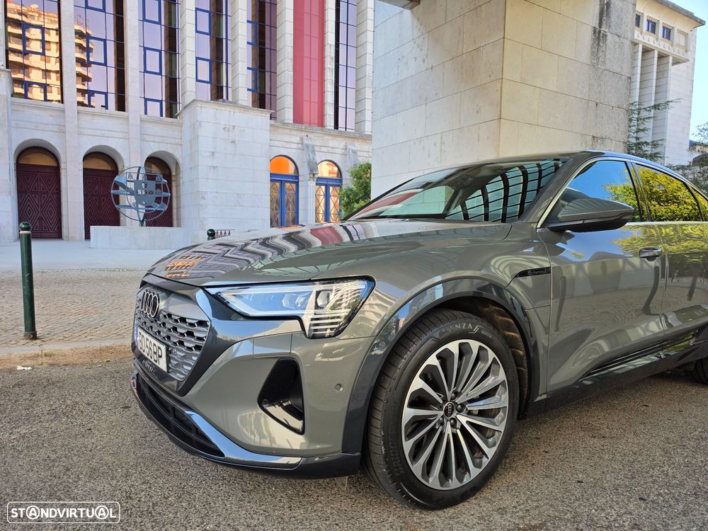 Audi Q8 e-Tron 55 quattro Advanced — photo 4