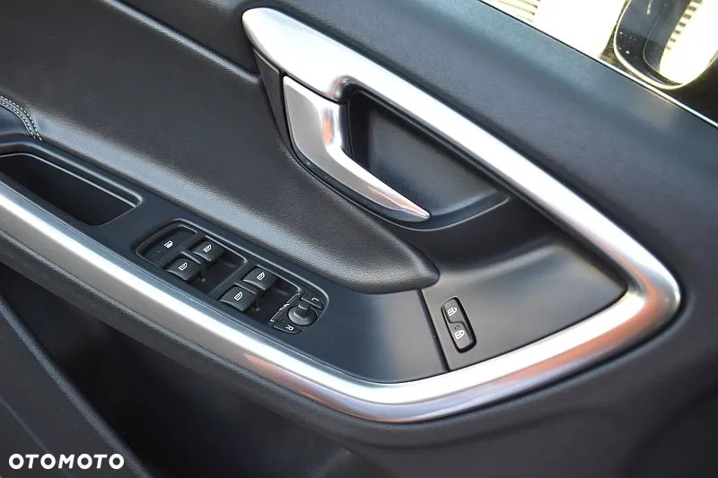 Volvo S60 D3 Drive-E R-Design Momentum - 20