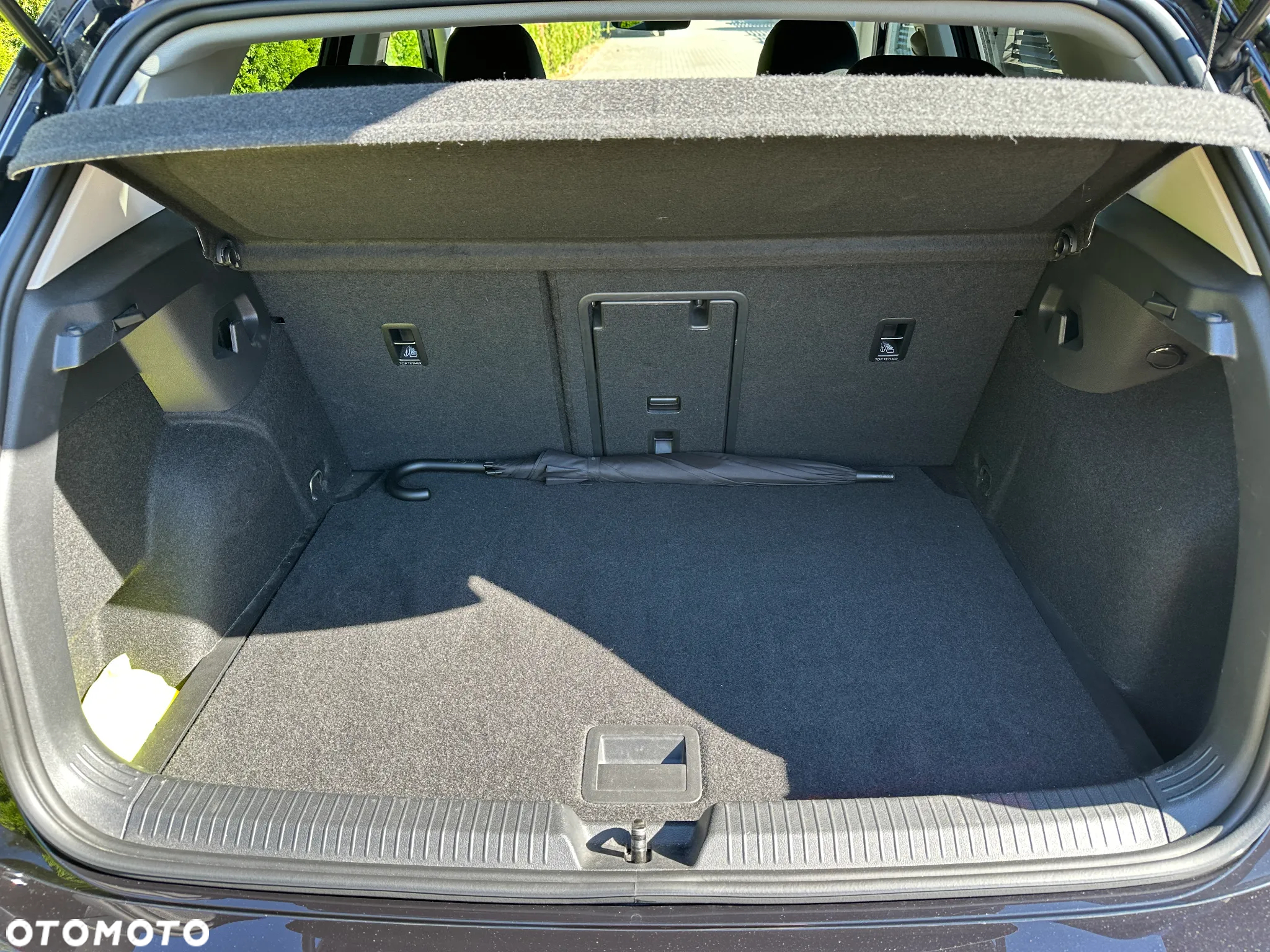 Volkswagen Golf - 12