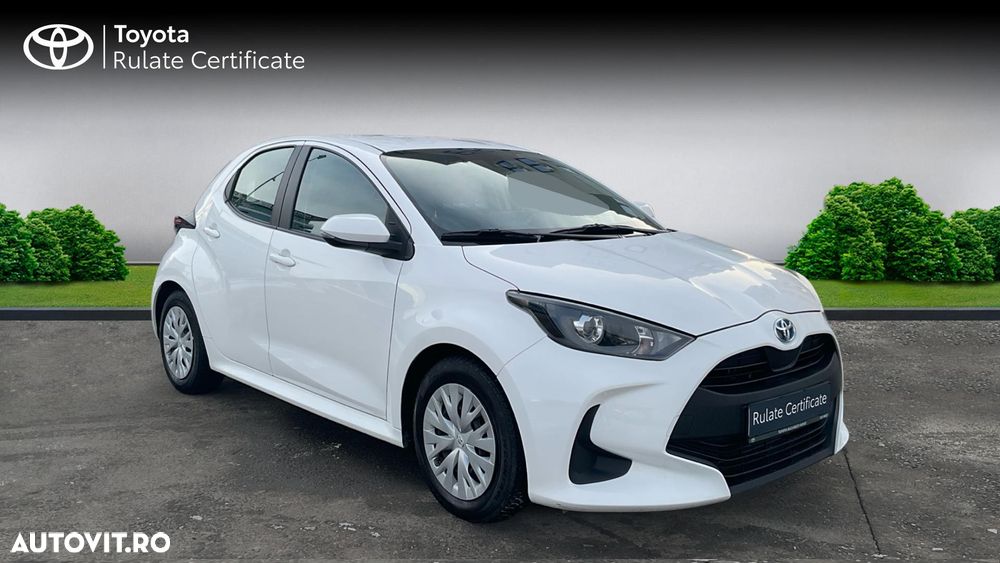 Toyota Yaris 1.5 VVT-i HSD Eco - 2