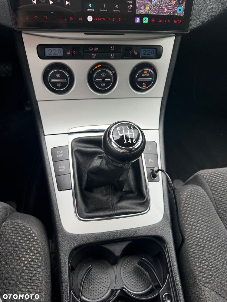 Volkswagen Passat 1.8 TSI Comfortline - 27