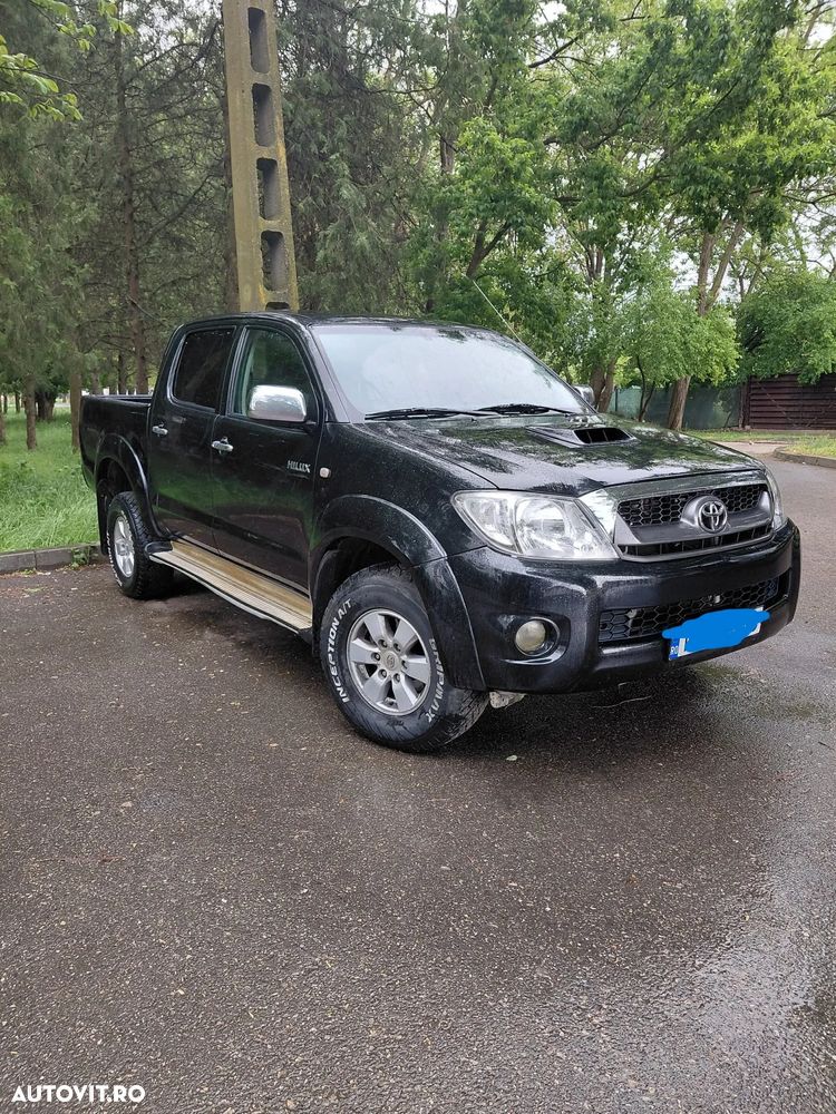 Toyota Hilux - 13