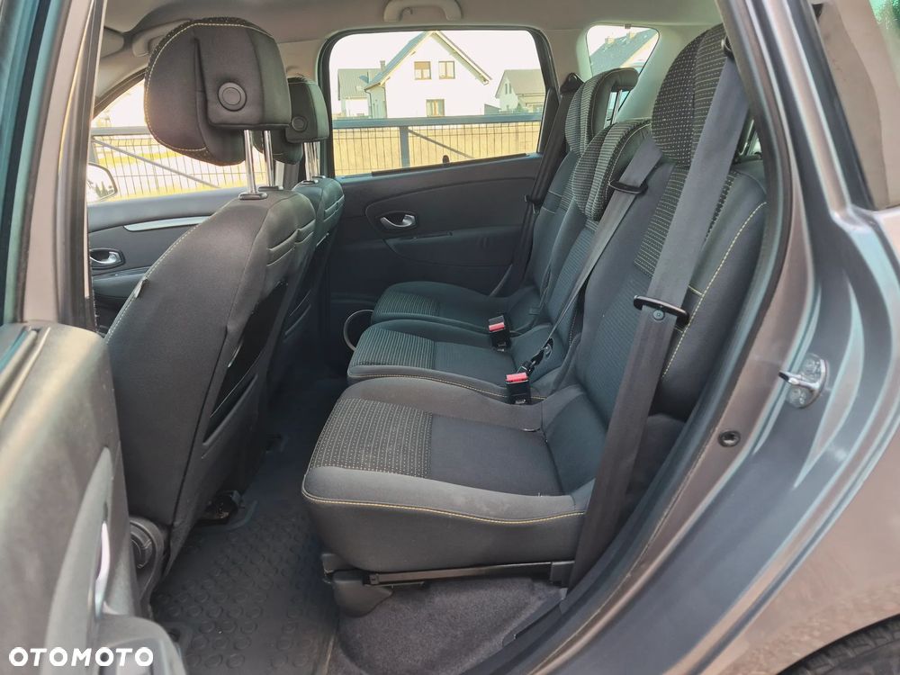 Renault Scenic TCe 130 Dynamique - 10