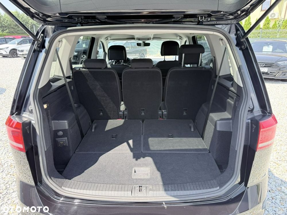 Volkswagen Touran 1.6 TDI BMT Comfortline - 31