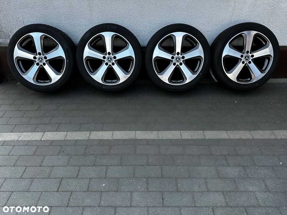 245 45 19 / MERCEDES GLC W253 A253 A254 W254 X253 POLECAM - 2