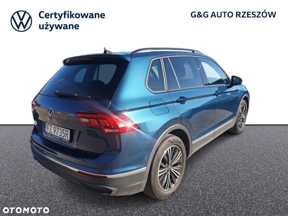 Volkswagen Tiguan - 4