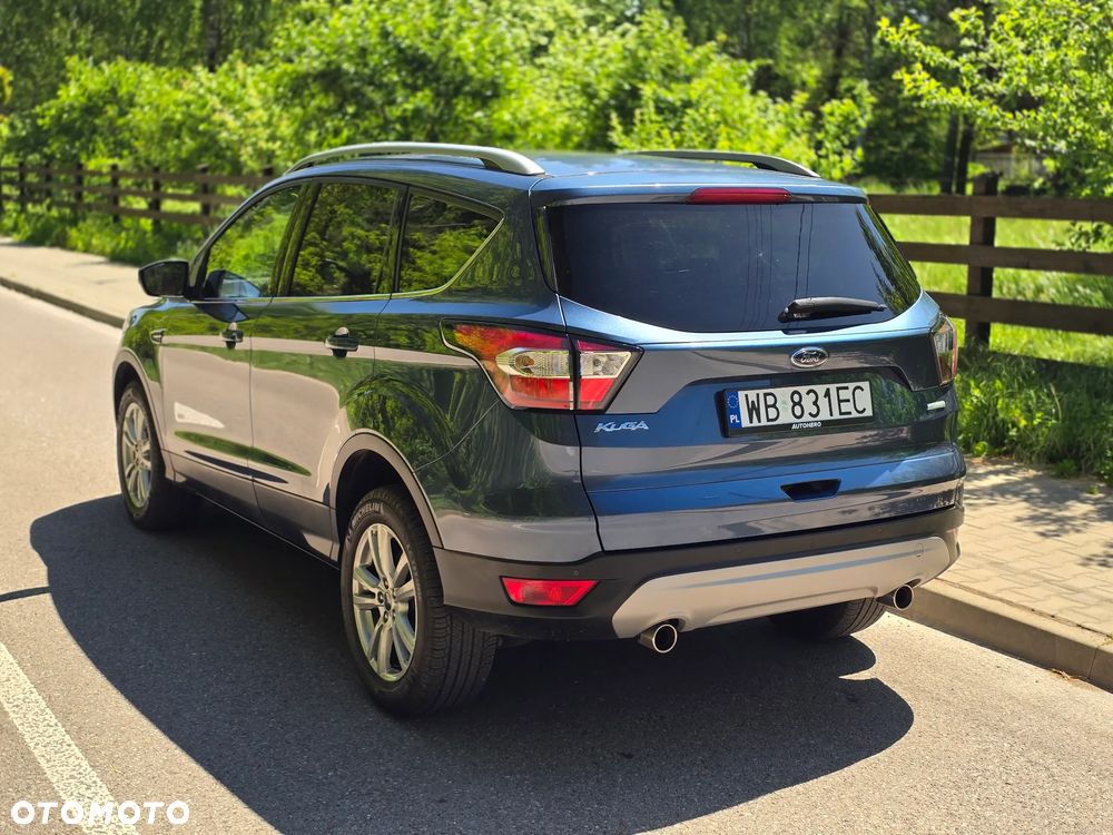 Ford Kuga 1.5 EcoBoost 2x4 Titanium - 17