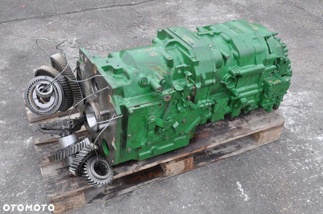 SKRZYNIA BIEGÓW JOHN DEERE 6150 6155 R552294 / R322095 / R552295 / R541887 - 2