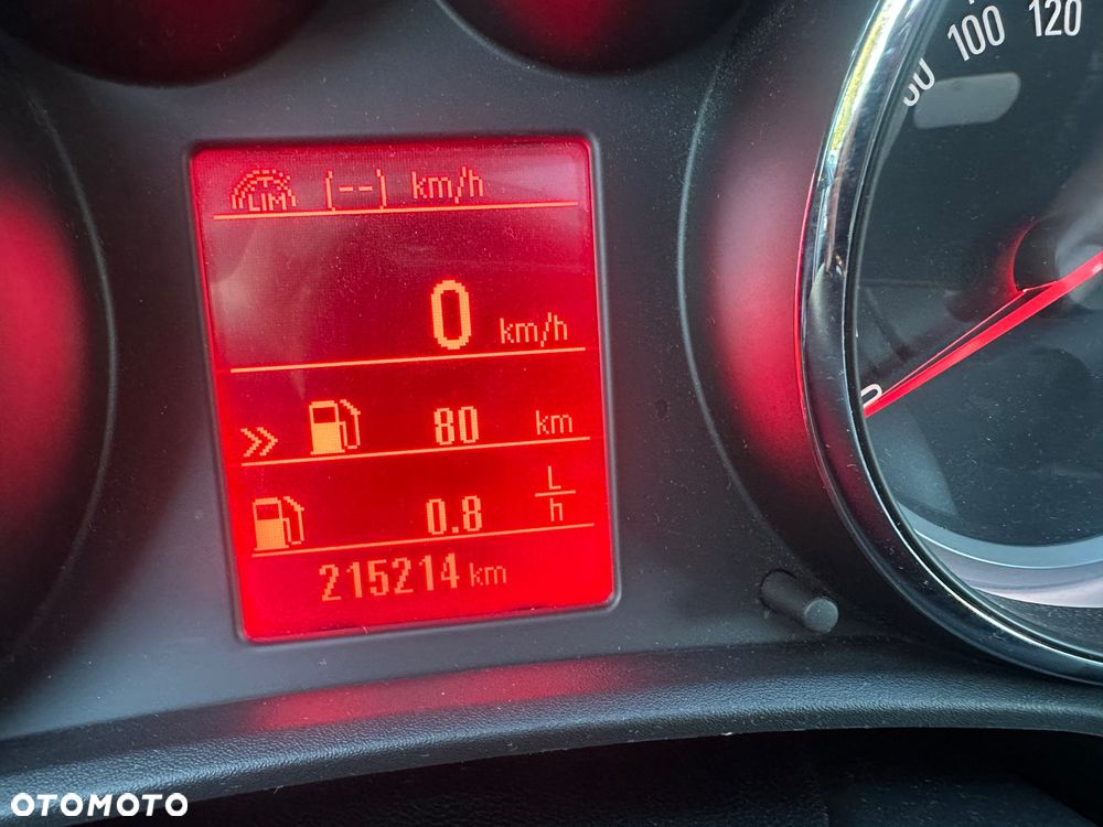 Opel Astra 1.4 Turbo Cosmo - 28