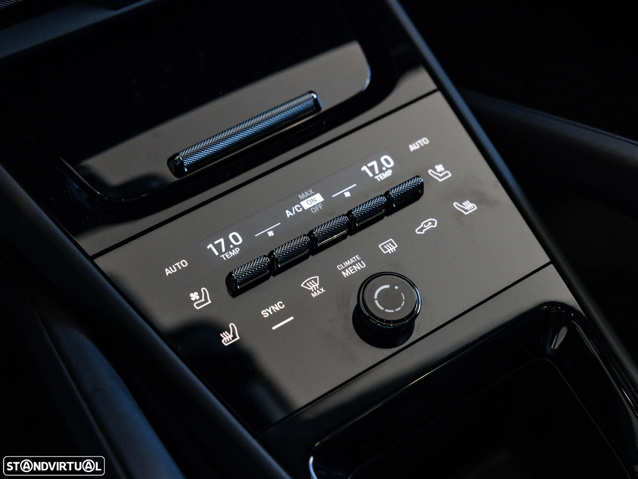 Porsche Cayenne Coupé E-Hybrid - 33