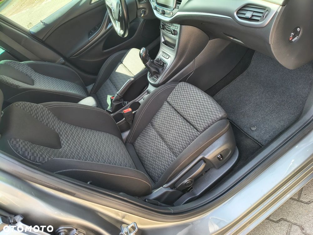 Opel Astra - 17