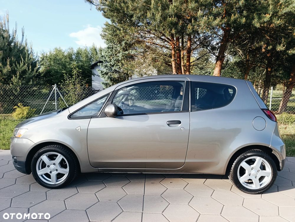 Mitsubishi Colt - 1