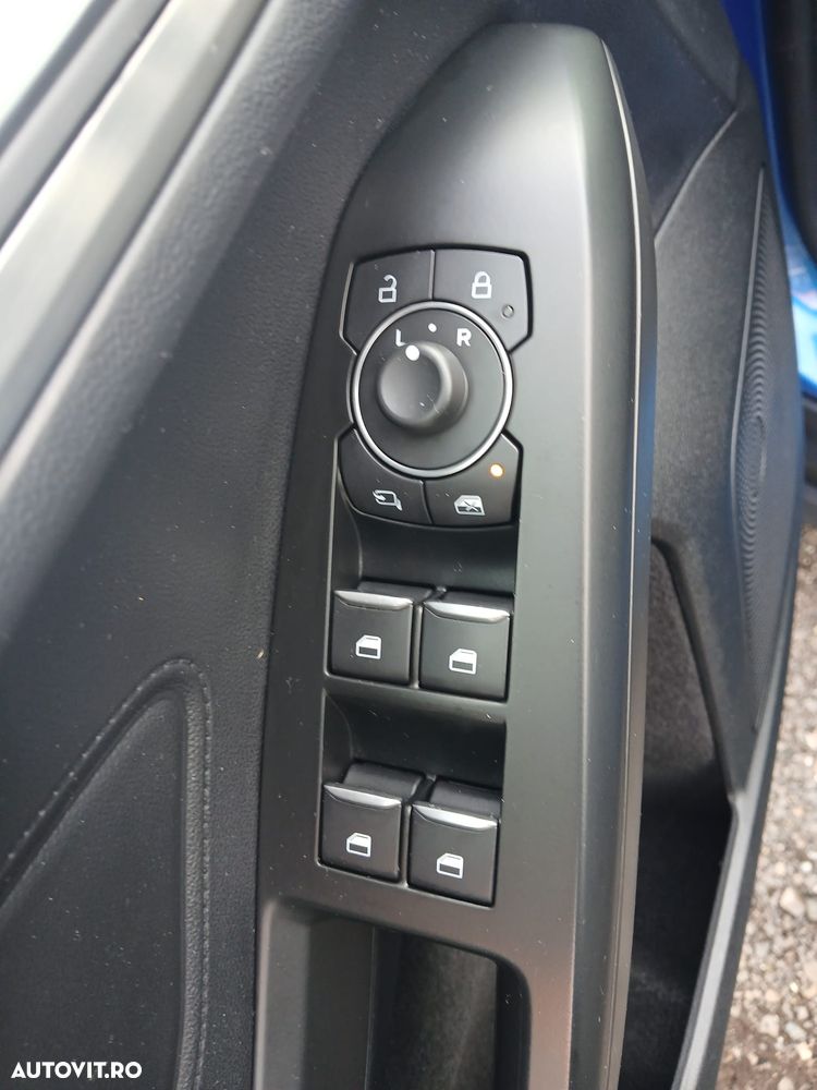 Ford Focus 1.5 EcoBlue Titanium - 11