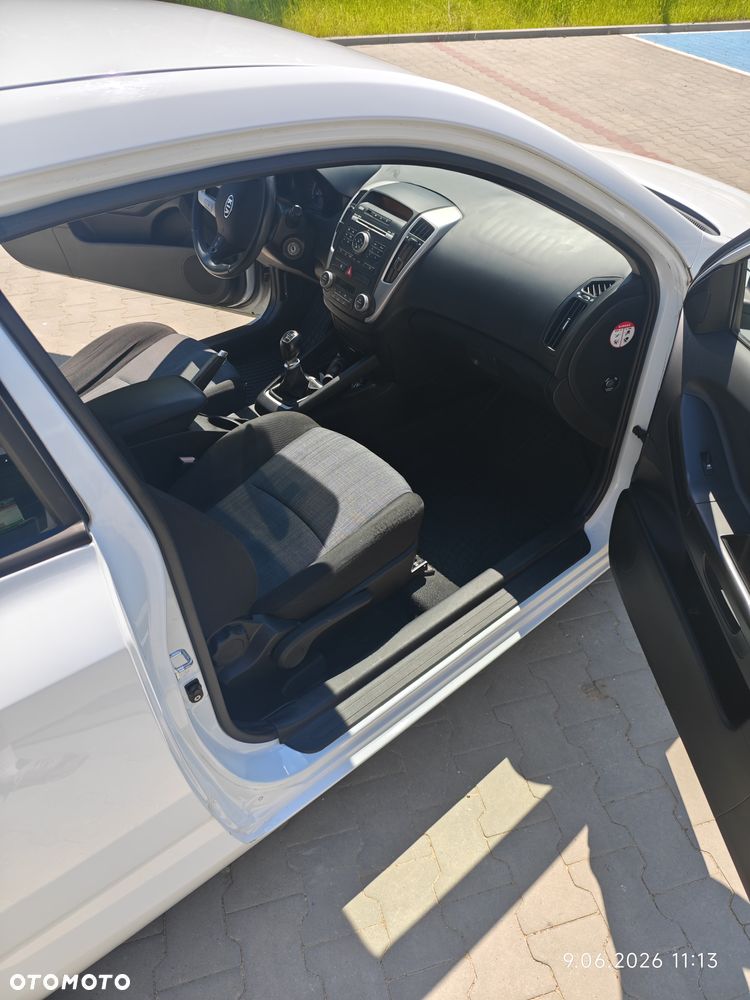 Kia Ceed 1.6 Crdi Comfort - 29